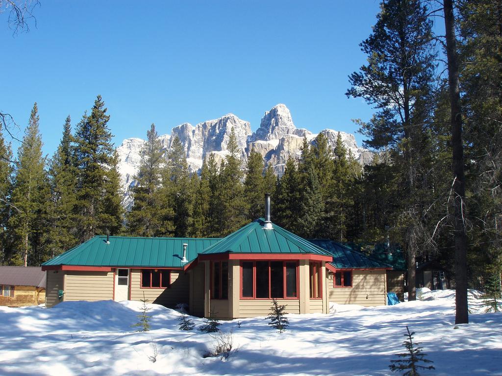 Hi Castle Mountain - Hostel Buitenkant foto